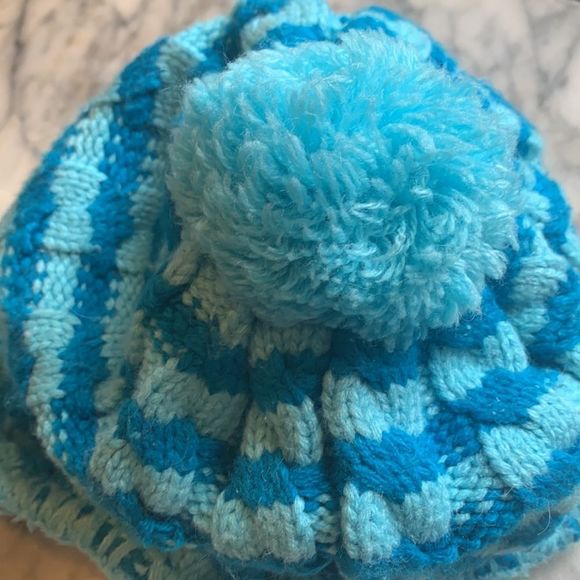 The North Face fleece-lined cap - Picture 4 of 6